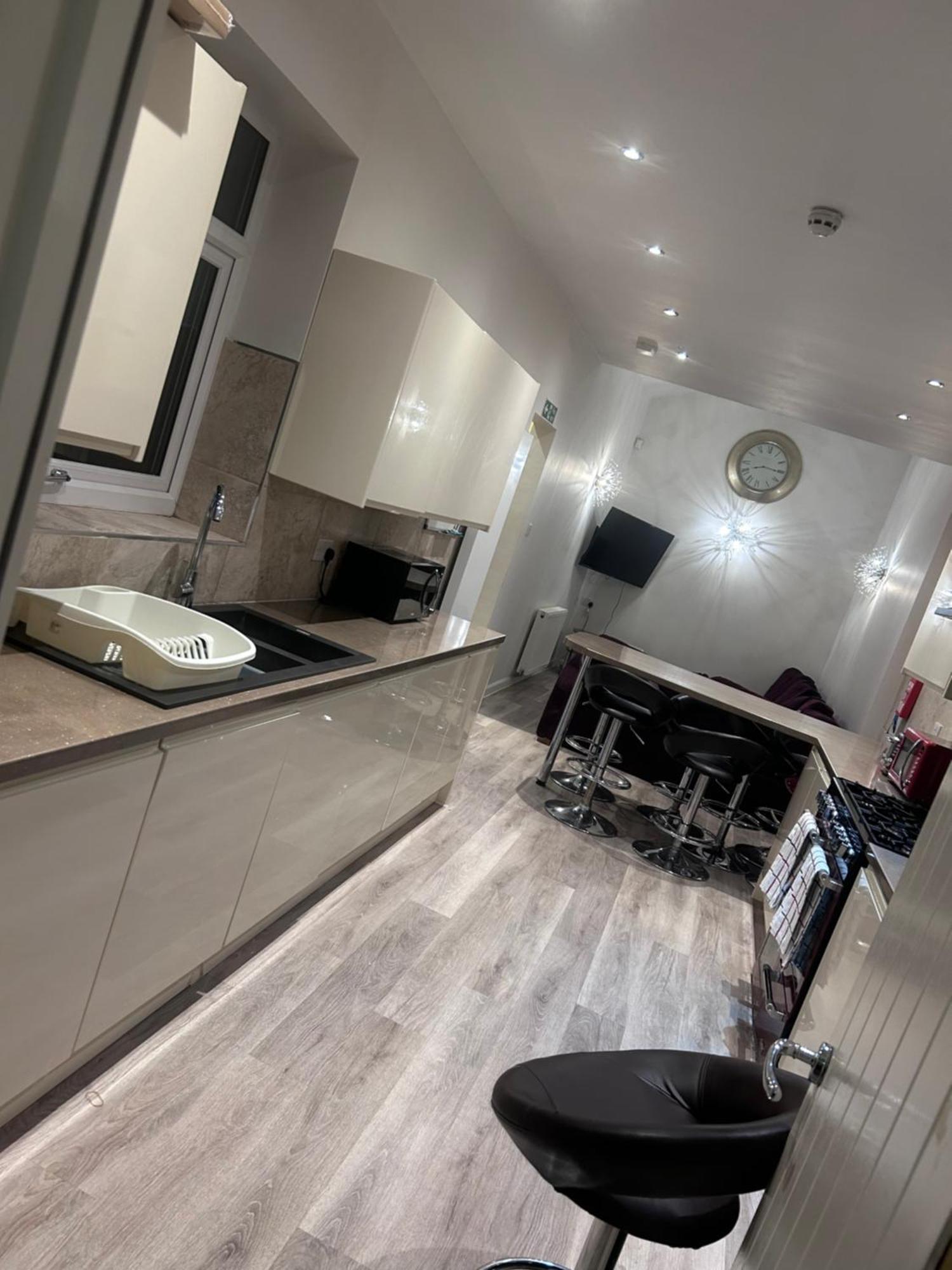 Stoke-on-Trent Seaford Guest House Pri מראה חיצוני תמונה