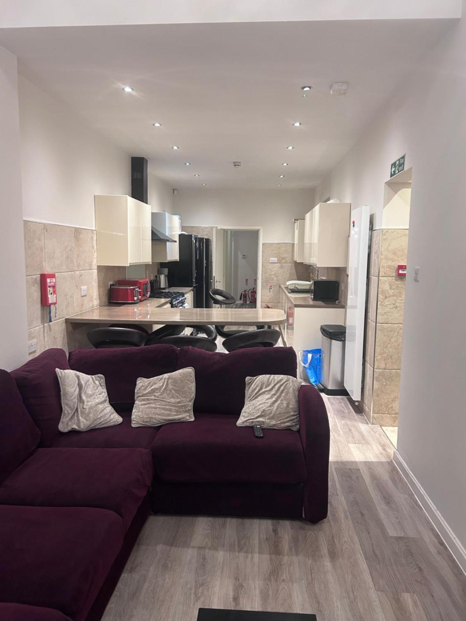 Stoke-on-Trent Seaford Guest House Pri מראה חיצוני תמונה