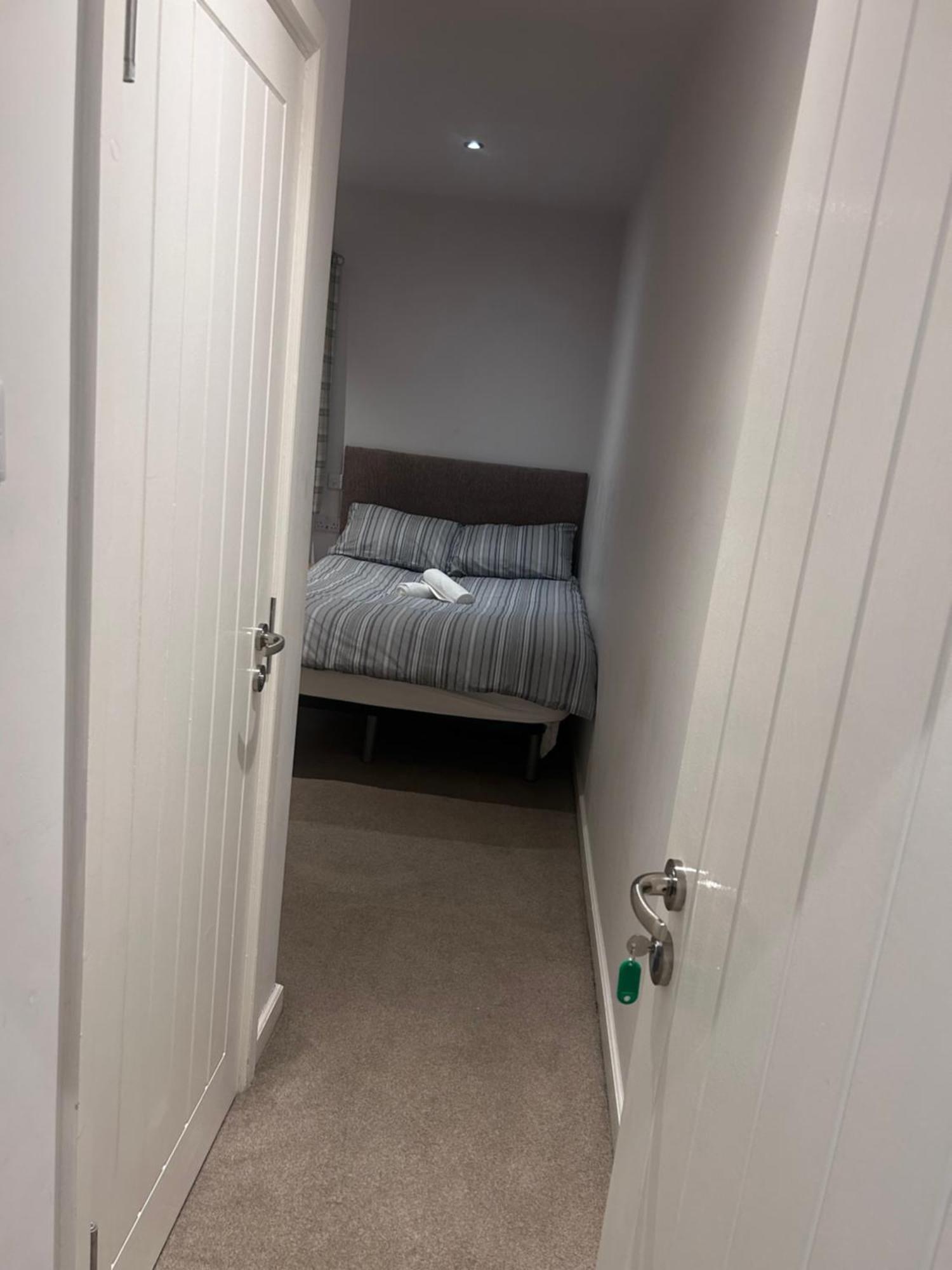 Stoke-on-Trent Seaford Guest House Pri מראה חיצוני תמונה
