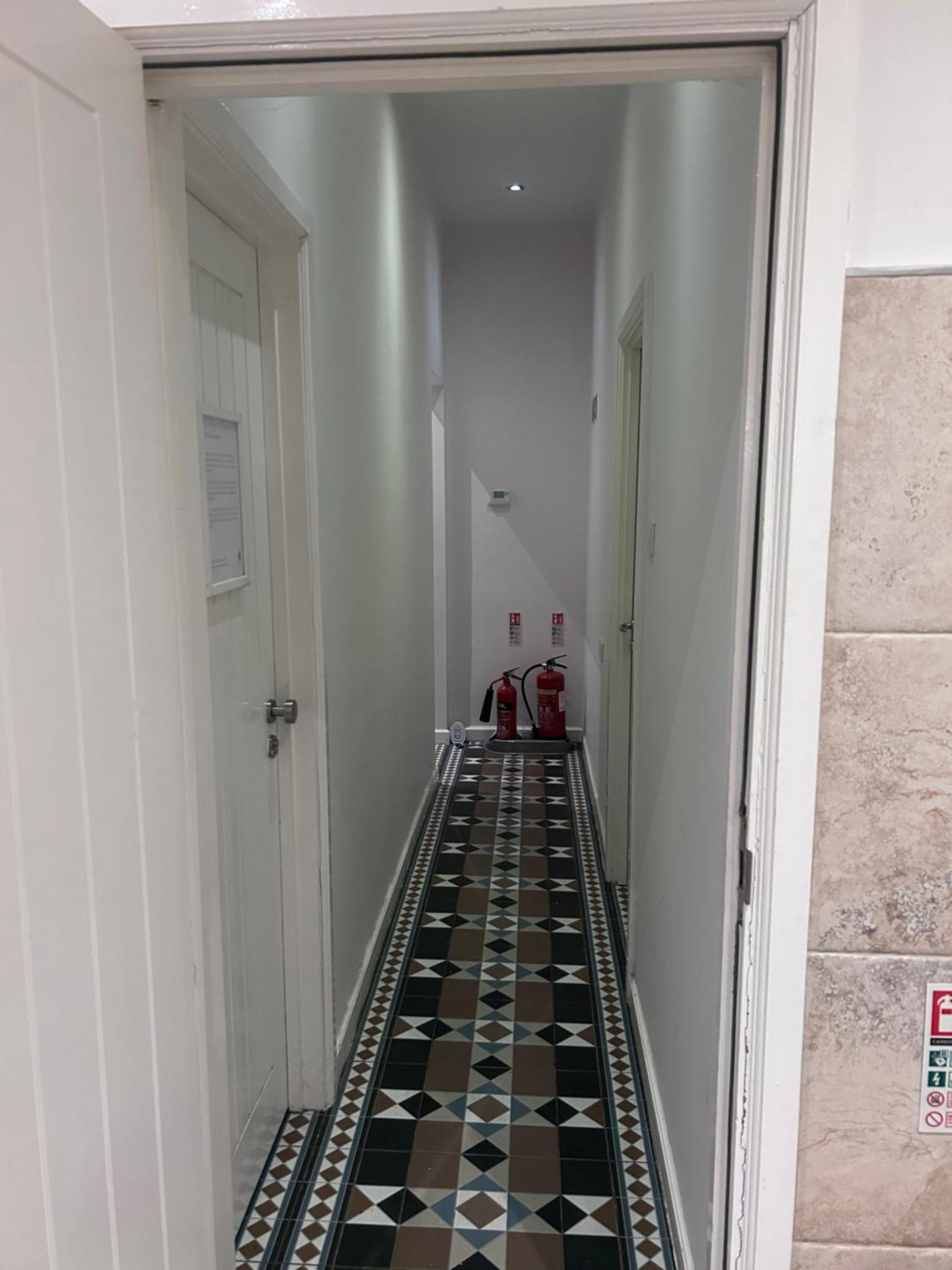 Stoke-on-Trent Seaford Guest House Pri מראה חיצוני תמונה